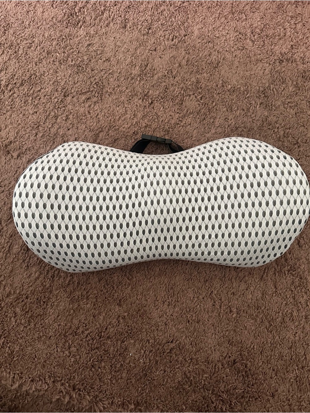Lumbar Support Contoured Mesh Travel Pillow in White and Gray